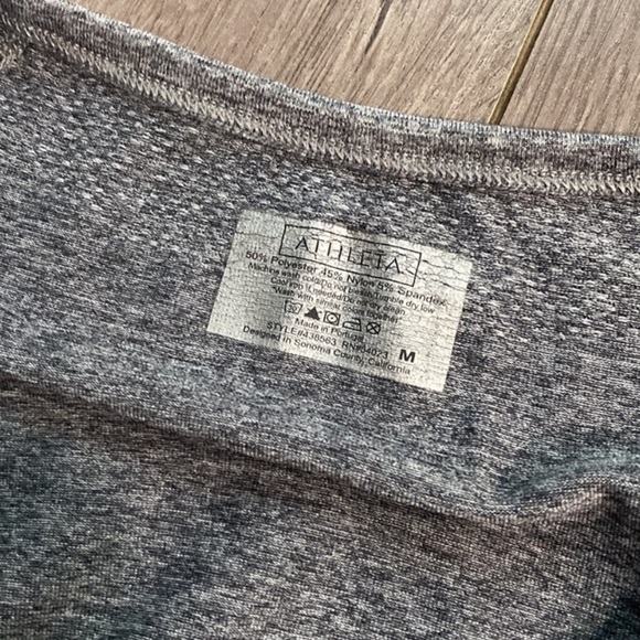 Athleta Fastest Track Tee Shirt Heathered Gray M - Picture 3 of 4